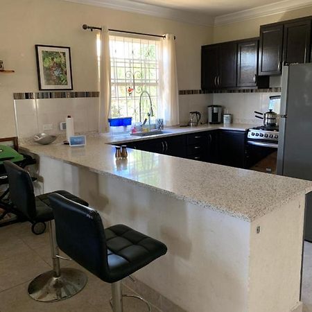 Raivens Nest Bed And Breakfast 基督教堂市 外观 照片